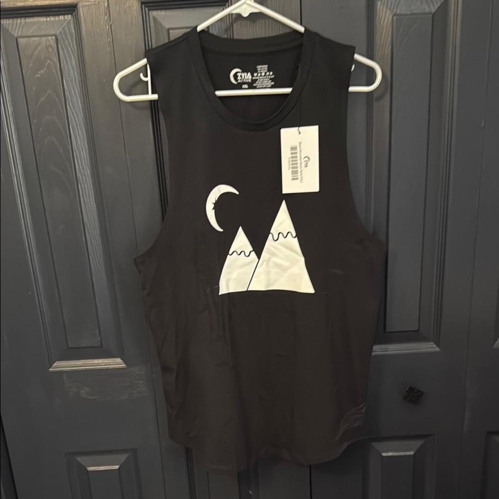 ZYIA Black Sleeveless Graphic Muscle Tee Relaxed Fit
